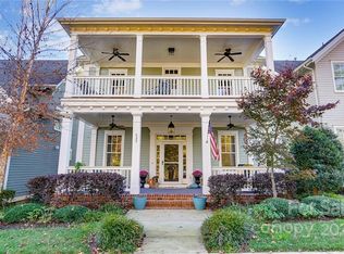 629 Hudson Pl, Davidson, NC 28036