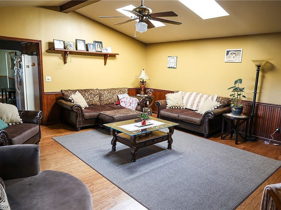 10914 Woodview Blvd, Parma Heights, OH 44130 Zillow