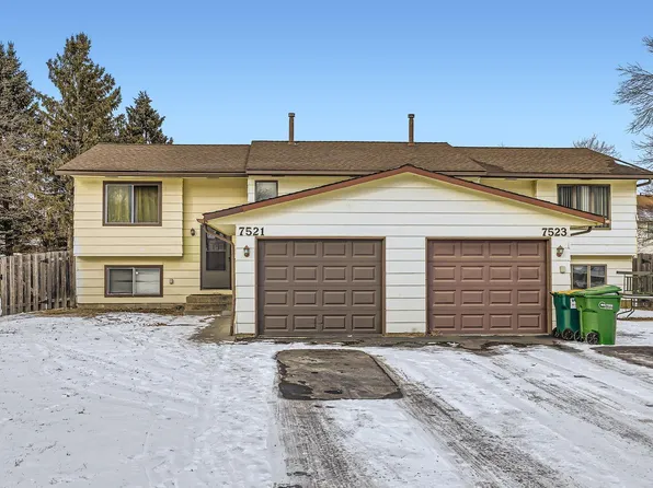 7521 Brunswick Ave N, Brooklyn Park, MN 55443