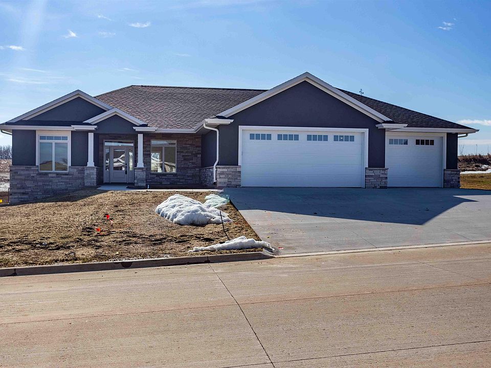 1st image of 8162 Ginger Dr