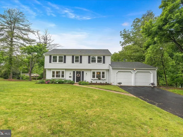 12300 Rolling Hill Ln, Bowie, MD 20715