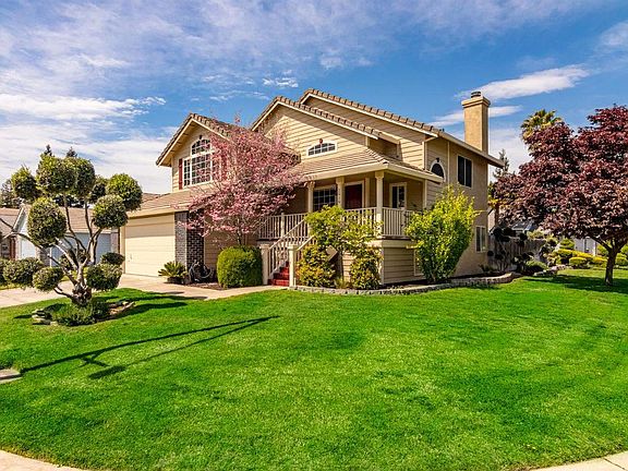 3rd image of 2919 Marsh Creek Ln