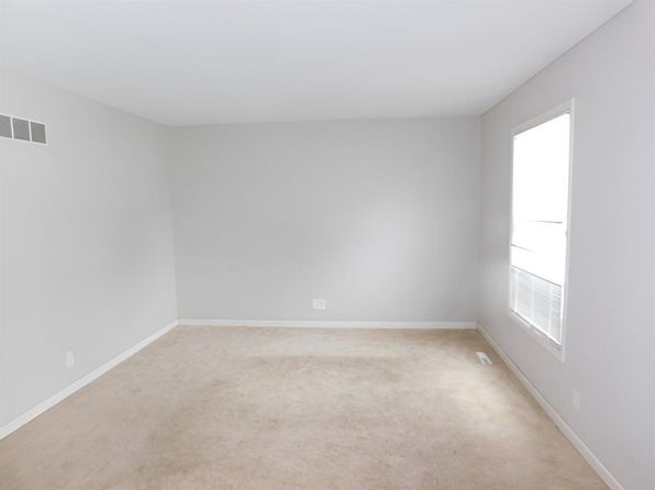 3223 Cedar Mountain Rd, Belleville, IL 62221