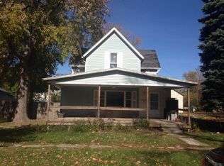 208 Maple St, Rossville, IL 60963