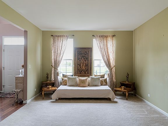 4th image of 5323 Morningview Ct