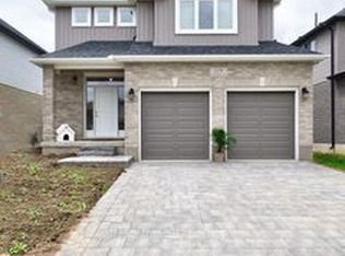 2091 Wateroak Dr, London, ON N6G 0P9