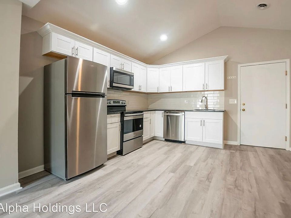 130 Oak Avenue 130 Oak Ave Shelton CT Zillow