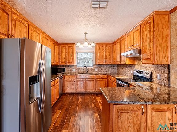 3rd image of 1104 Concord Rd