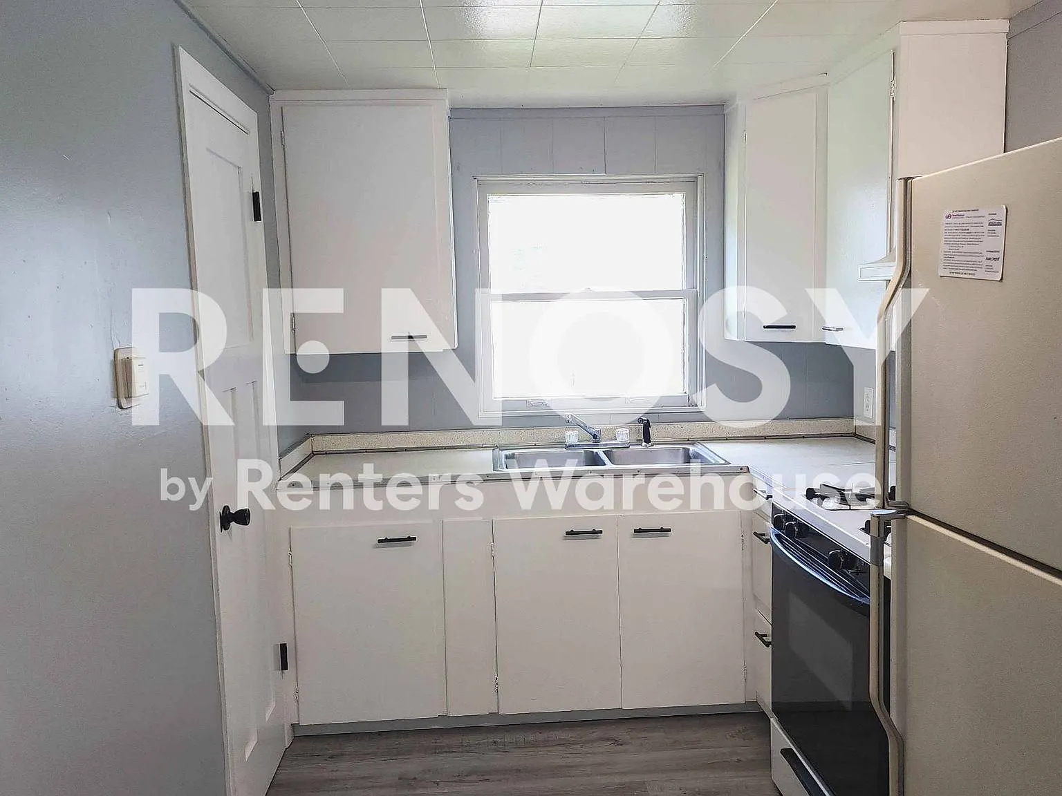 Updated 1-Bedroom Apartment in Milltown $795/Month — Photo 2