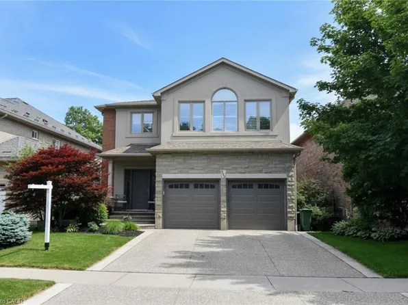 227 Valridge Dr, Hamilton, ON L9G 5C5