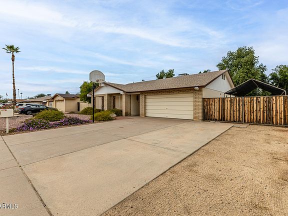 5th image of 3820 W WOODRIDGE Drive
