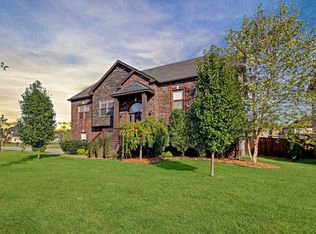 726 Gaine Lynn Dr, Clarksville, TN 37040