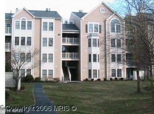 12221 Fairfield House Dr APT 100B, Fairfax, VA 22033