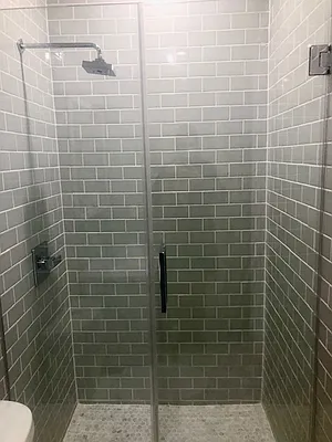 Rented by Alexander Bilu, LREB | media 11