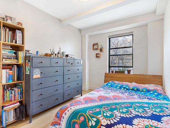 5th image of 308 W 30th St APT 7D