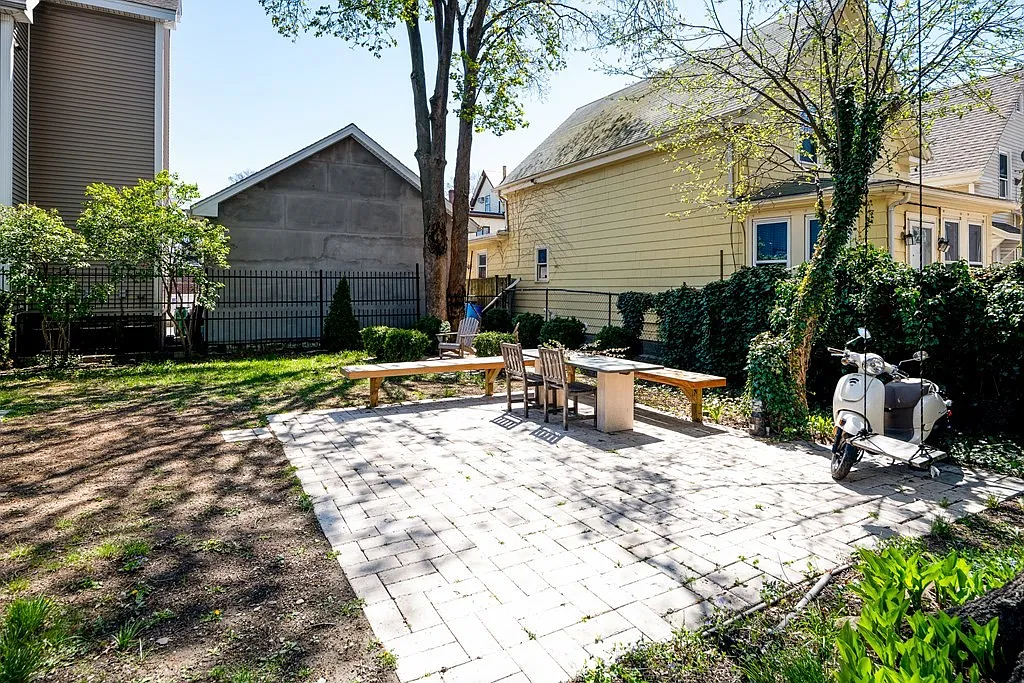 34 Everett Avenue Unit 1 - 1 — Photo 4