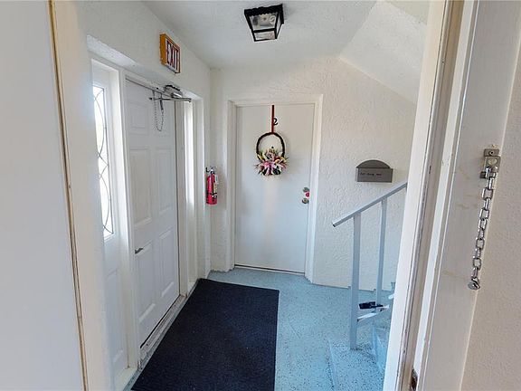 3rd image of 513 E Marion Ave APT 3