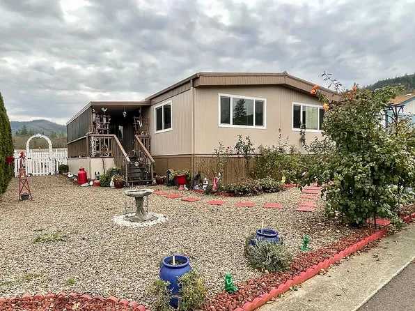 8401 Old Stage Rd Unit 92, Central Point, OR 97502