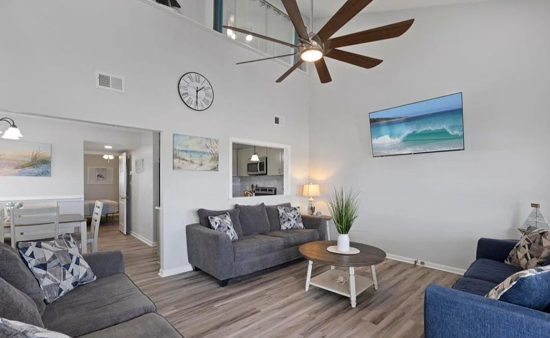3 bed, 1250 sqft, $2,500 — Photo 3