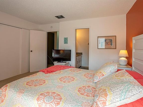 3rd image of 19807 Gulf Blvd APT 117
