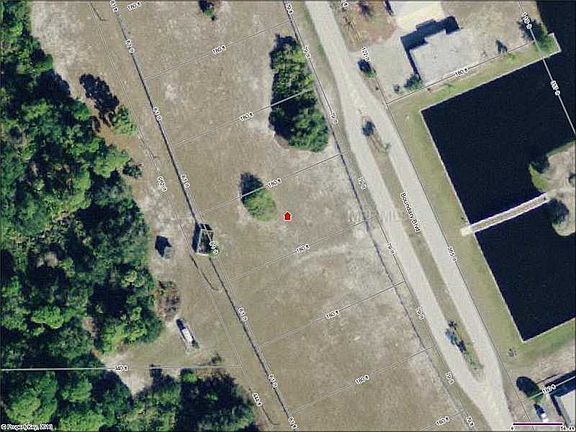 4th image of 119 Boundary Blvd Unit 2