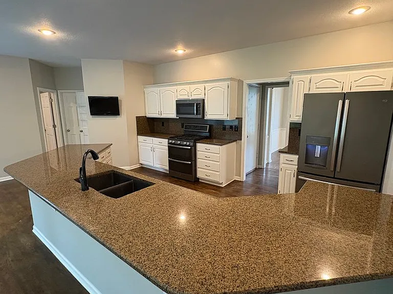 13172 Kessler St — Photo 12