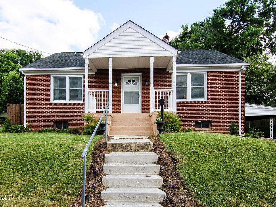 1st image of 325 E Lee Ave