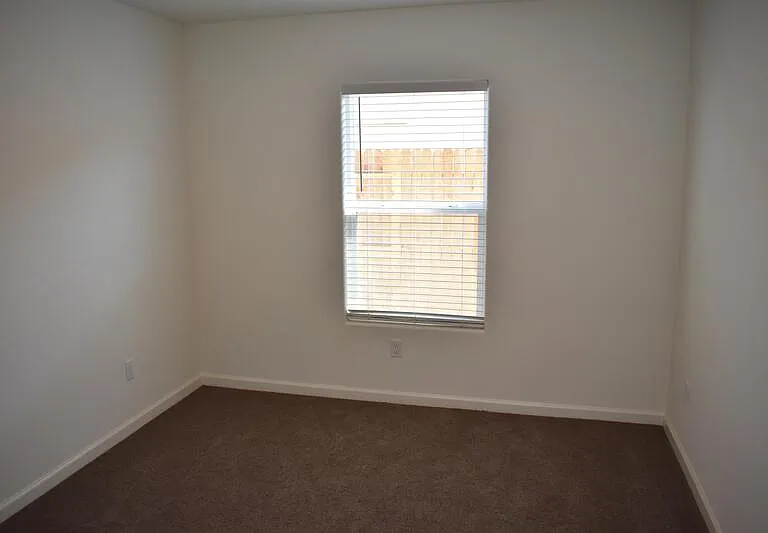 4027 Bayonet Dr — Photo 24