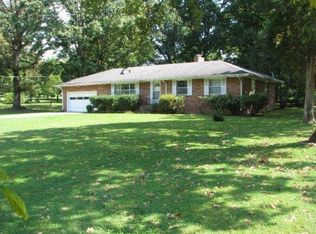 306 Green Hill Dr, Maryville, TN 37804