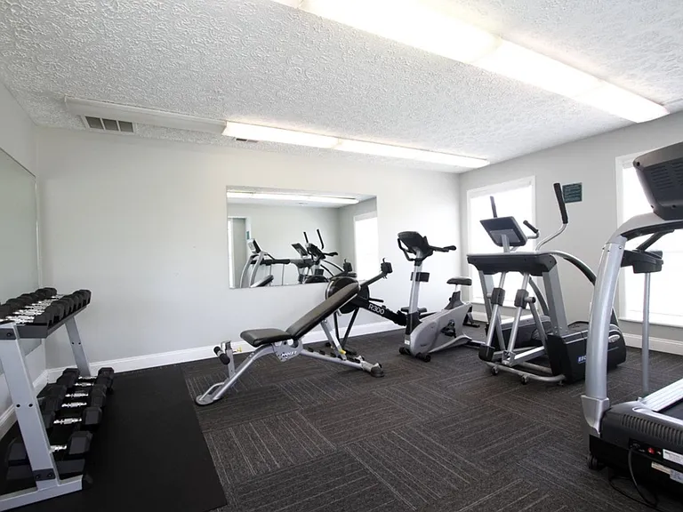 Cross Lakes Apartments — Photo 22