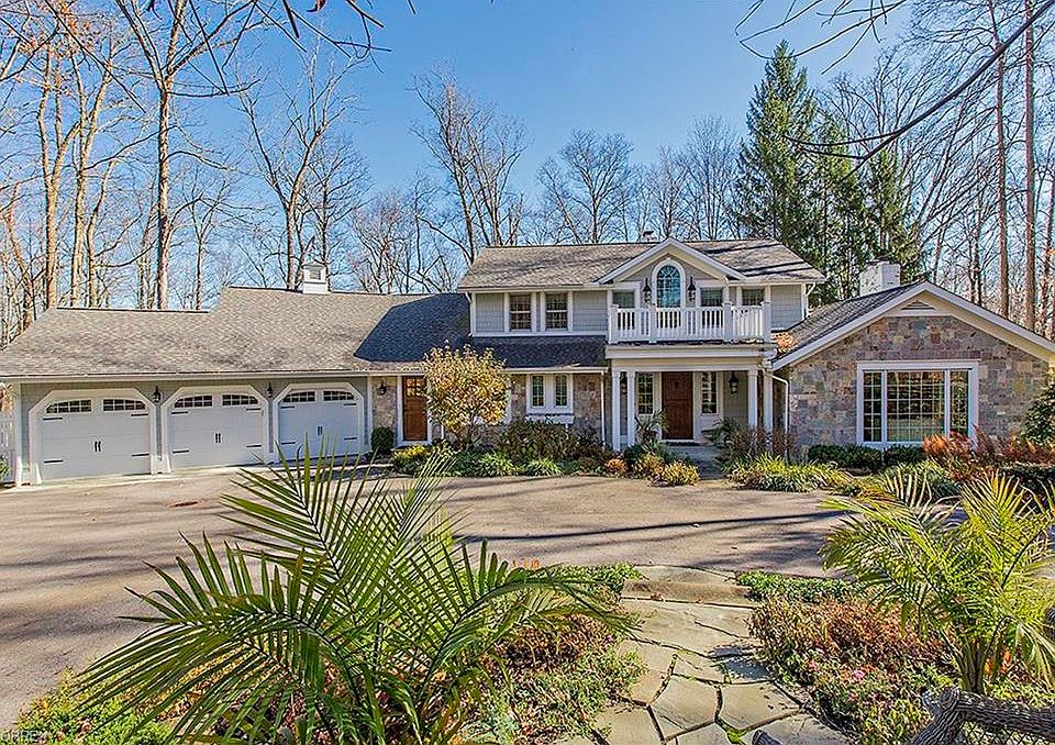 1st image of 3225 Crabtree Ln