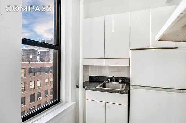 Rented by Compass | media 9