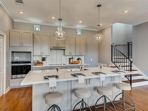 5th image of 21908 Moulin Dr