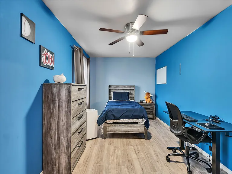 10027 Glenkirk Dr — Photo 26