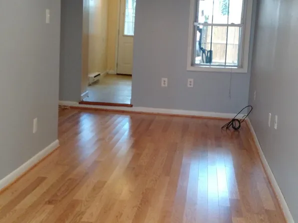 222 S Chapel St, Baltimore, MD 21231