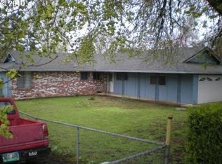 974 S End Rd, Oregon City, OR 97045