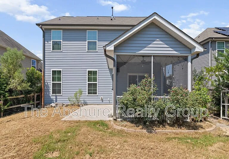 404 Avery Glenn Way — Photo 39