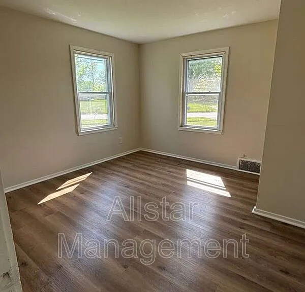 936 S Central Dr — Photo 15