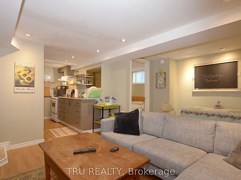 1106 Clyde Ave #B — Photo 8