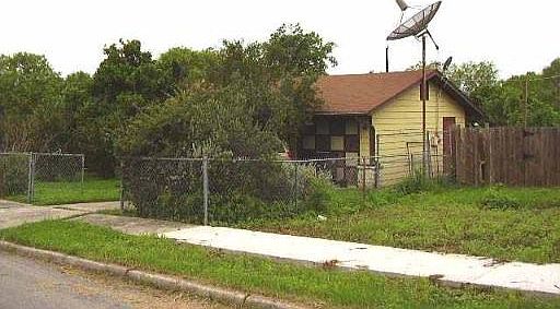 4th image of 107 GARDEN VALLEY DR