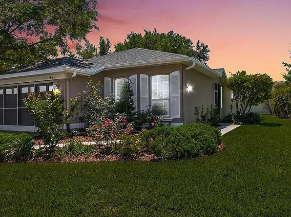 4489 Golf Club Ln