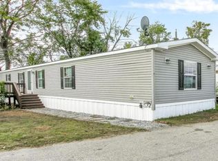 8 Carling Cir, Halethorpe, MD 21227