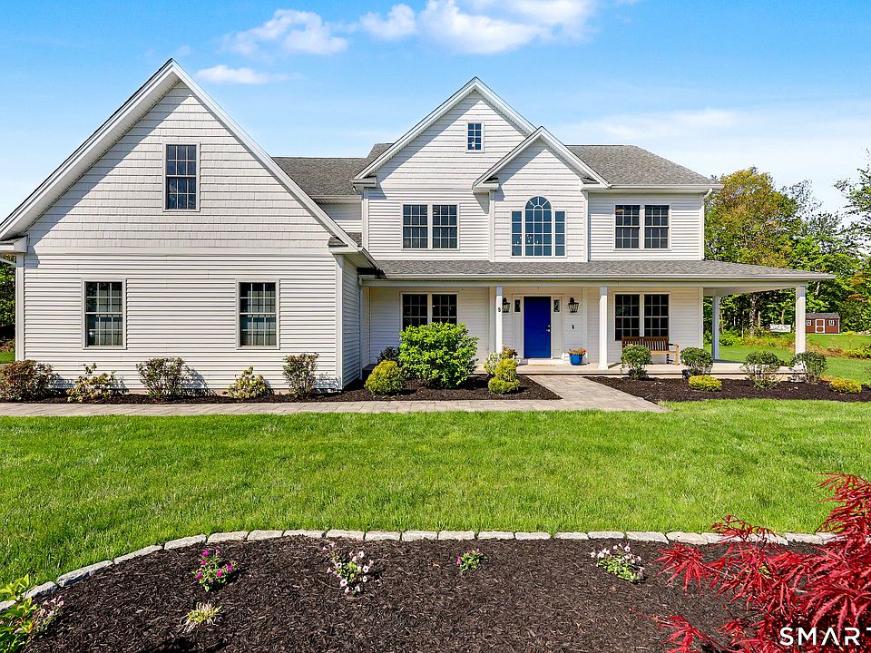 1st image of 5 Melrose Drive