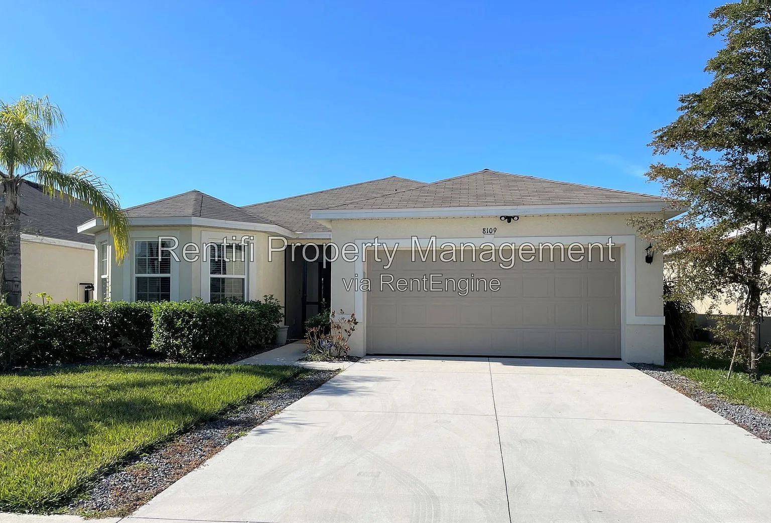 3 bed, 2.0 bath, 1747 sqft, $1,849 — Photo 1