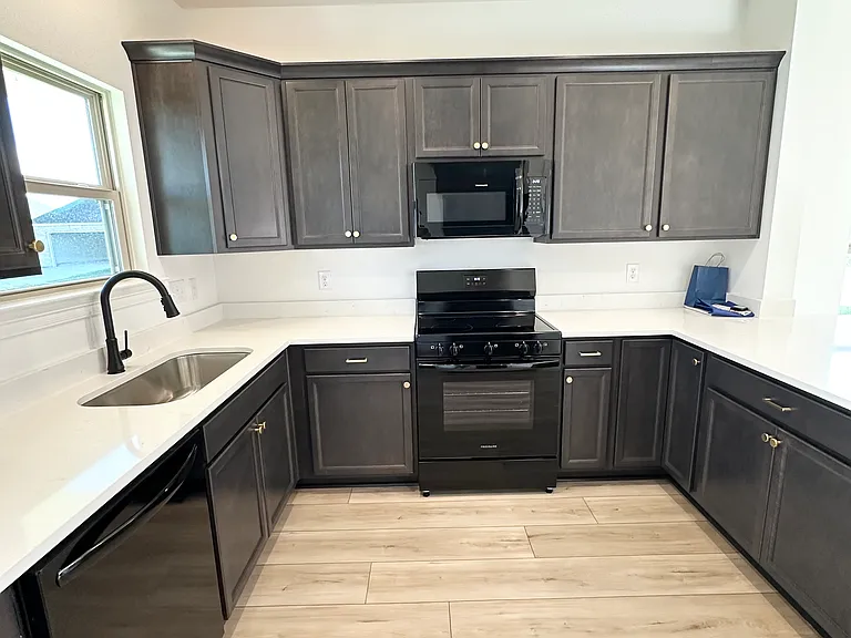 7382 Alley Oak Ln — Photo 4