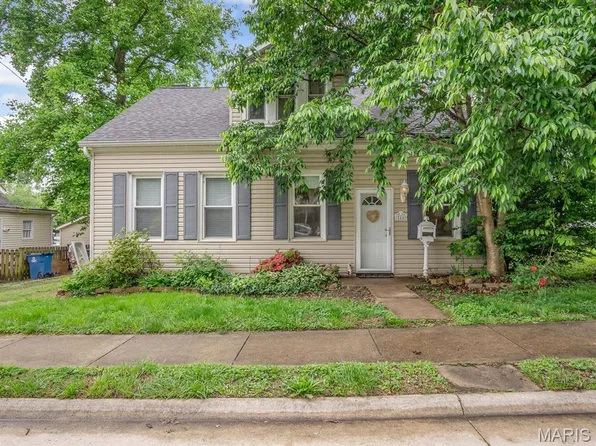 244 Brackett St, Swansea, IL 62226