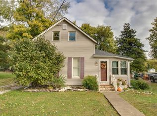 108 Oak St, Brighton, IL 62012