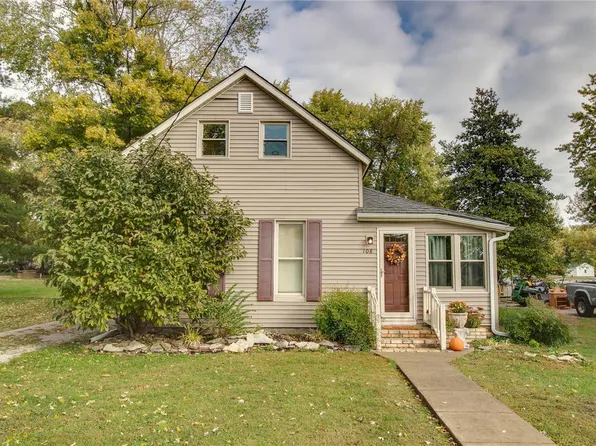 108 Oak St, Brighton, IL 62012
