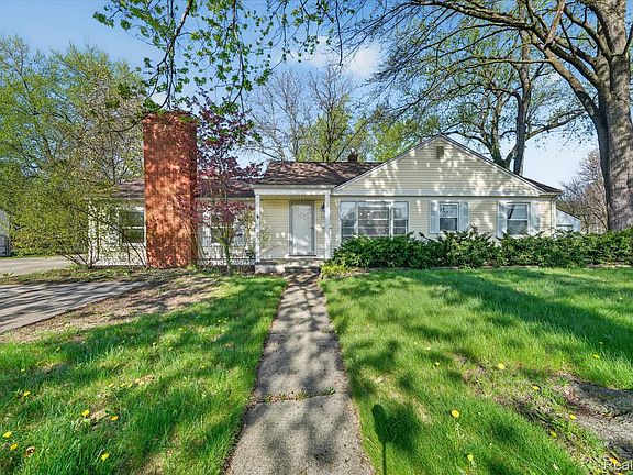 4th image of 15151 Merriman Rd