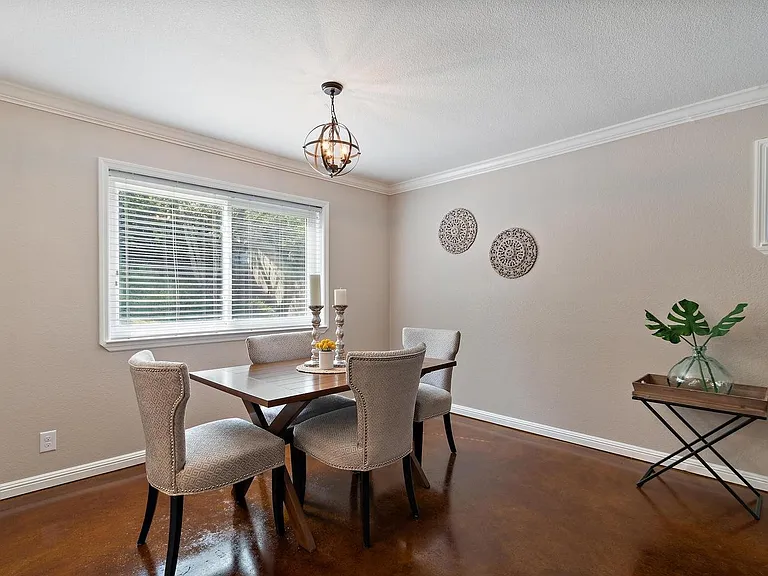 850 Rose Dr — Photo 29